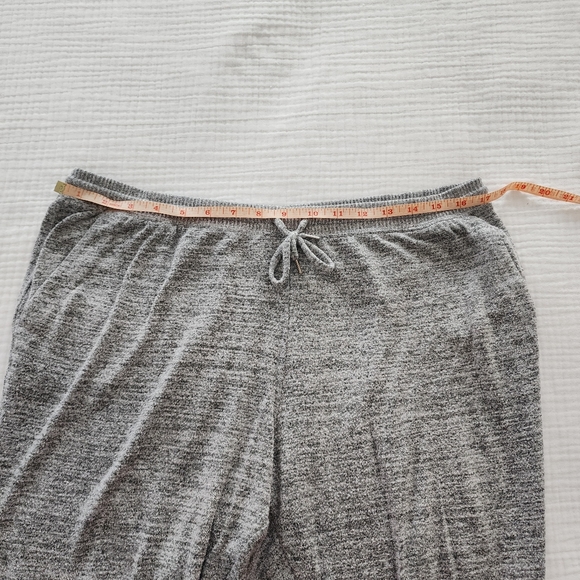 GAP Lounge Joggers 2 Pair - Picture 7 of 8